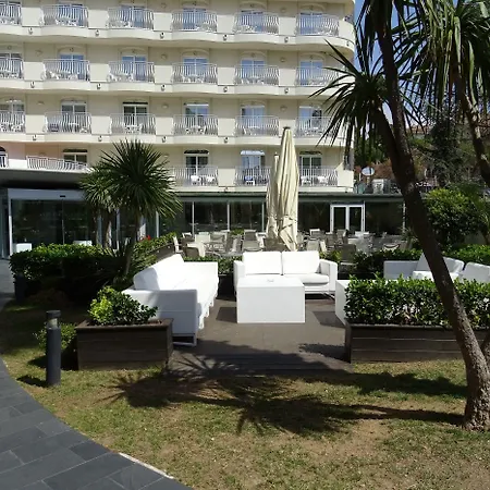 Hotel Alegria Fenals Mar 3*