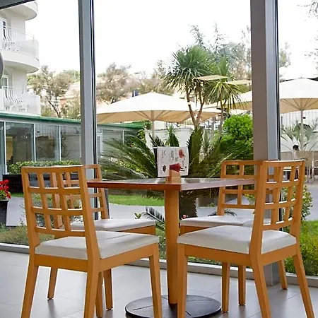 Alegria Fenals Mar Otel