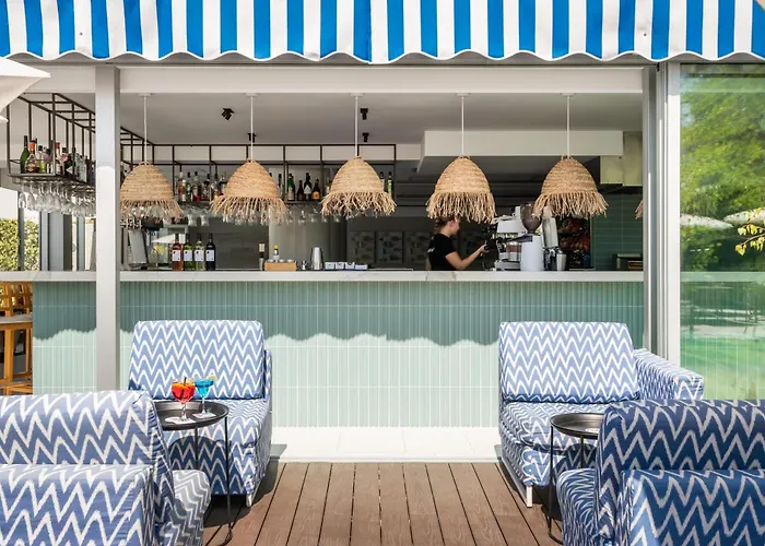 阿莱格里亚费奈斯玛尔酒店 3*