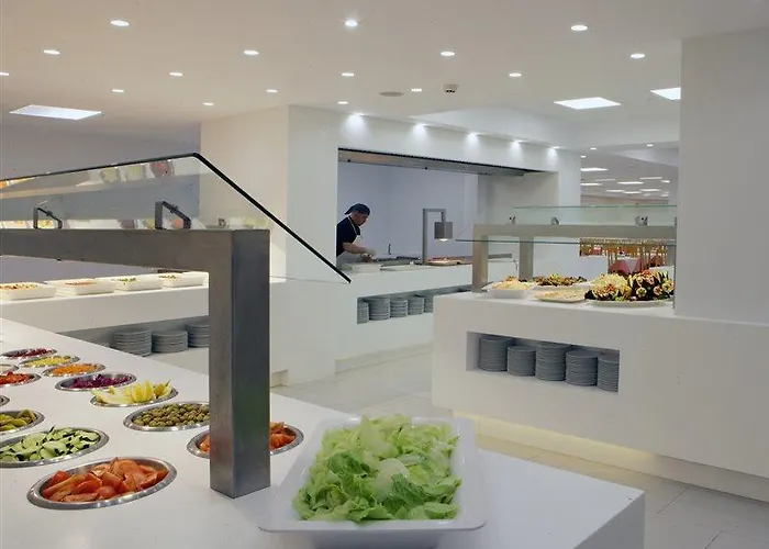 阿莱格里亚费奈斯玛尔酒店 滨海略雷特